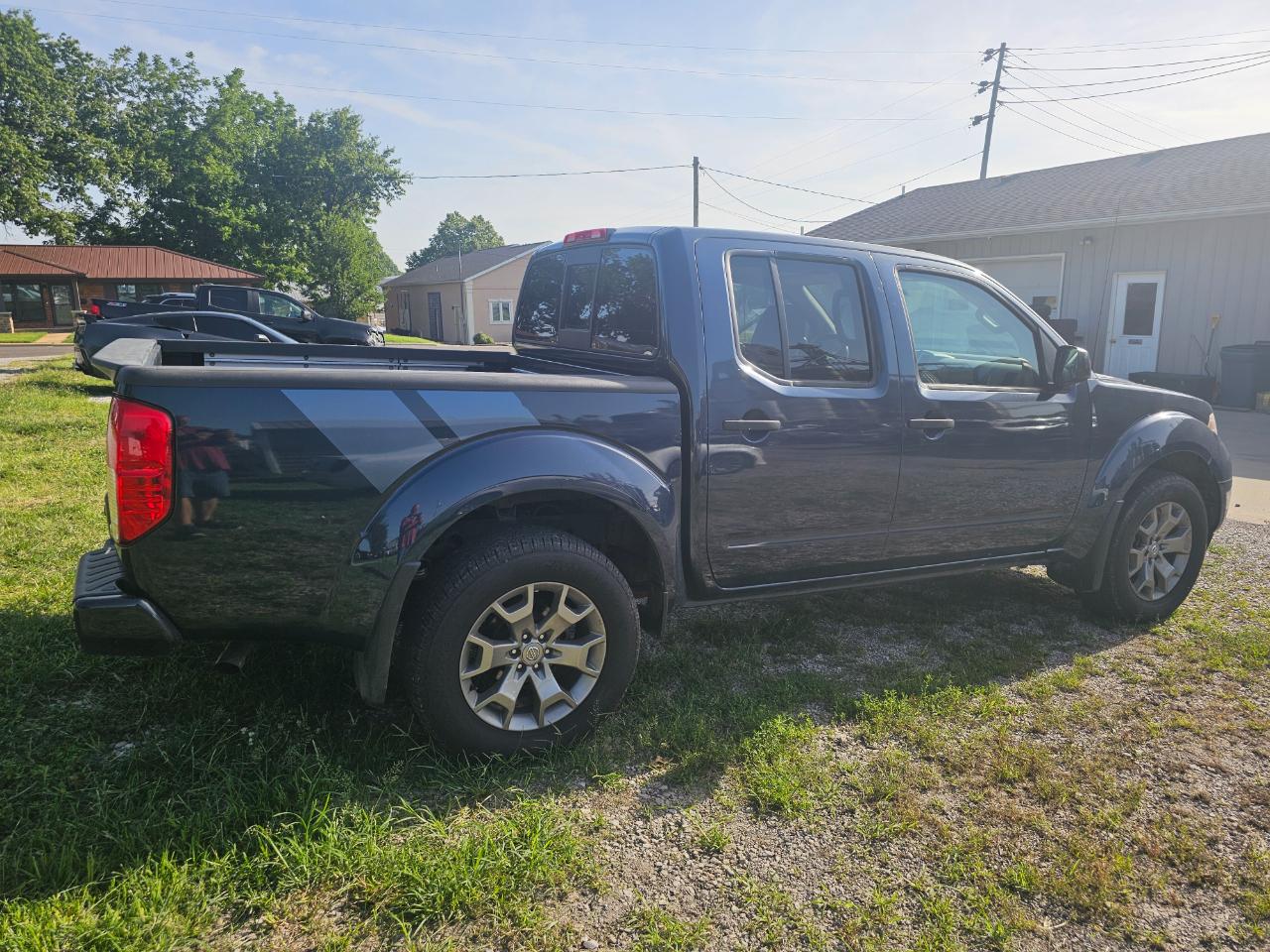 Nissan Frontier Crew Cab 4x4 SV Auto 2020