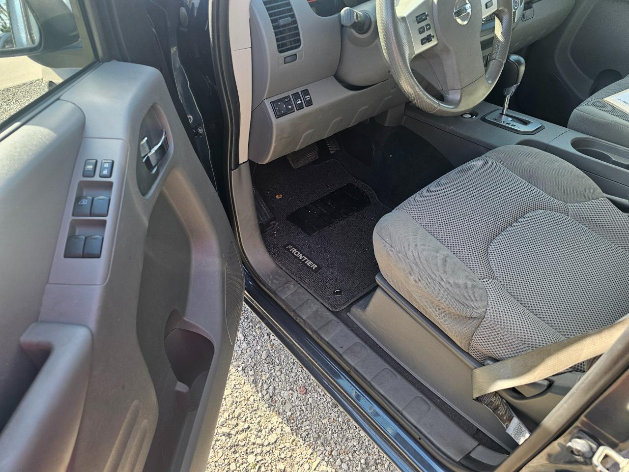 Nissan Frontier Crew Cab 4x4 SV Auto 2020