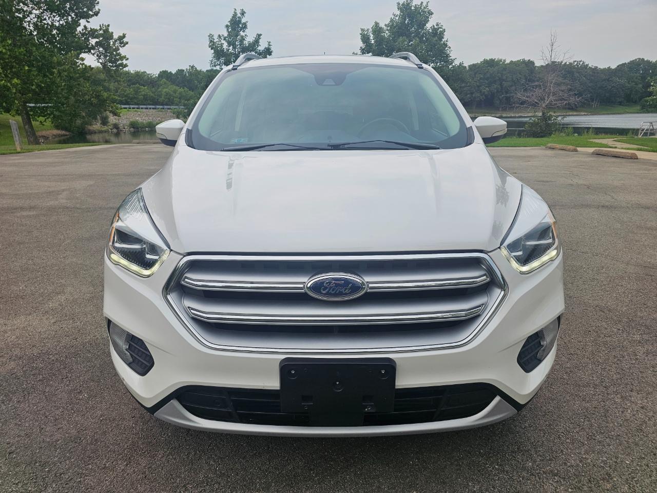 Ford Escape Titanium 4WD 2017