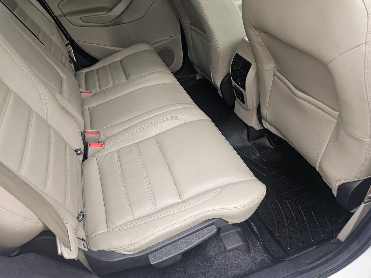 Ford Escape Titanium 4WD 2017