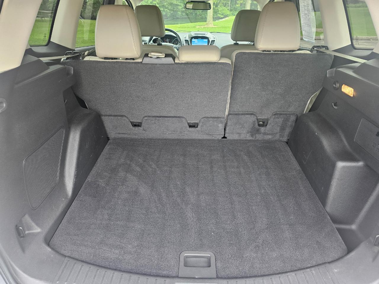 Ford Escape Titanium 4WD 2017