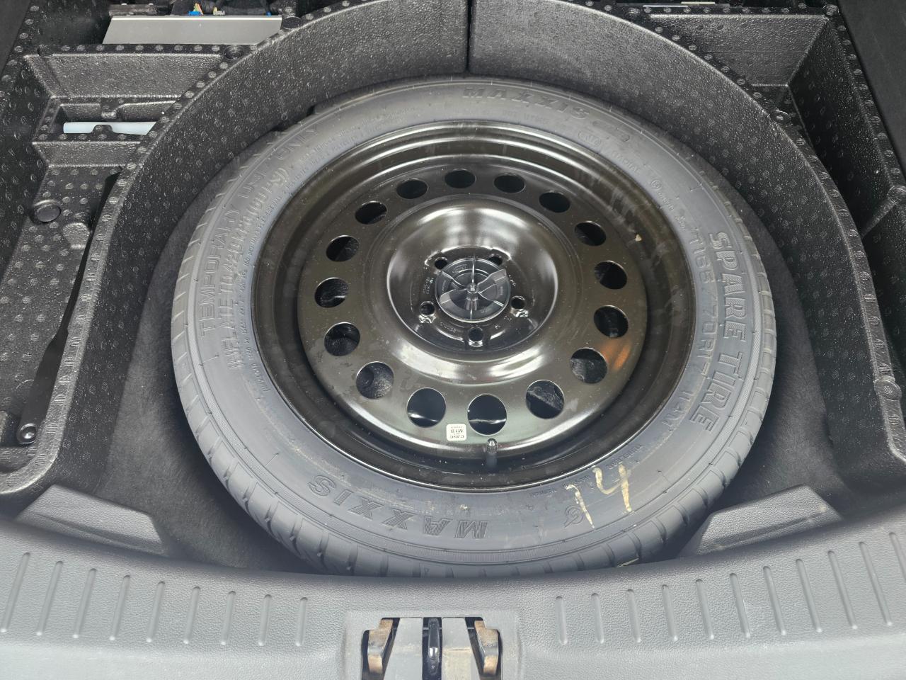 Ford Escape Titanium 4WD 2017