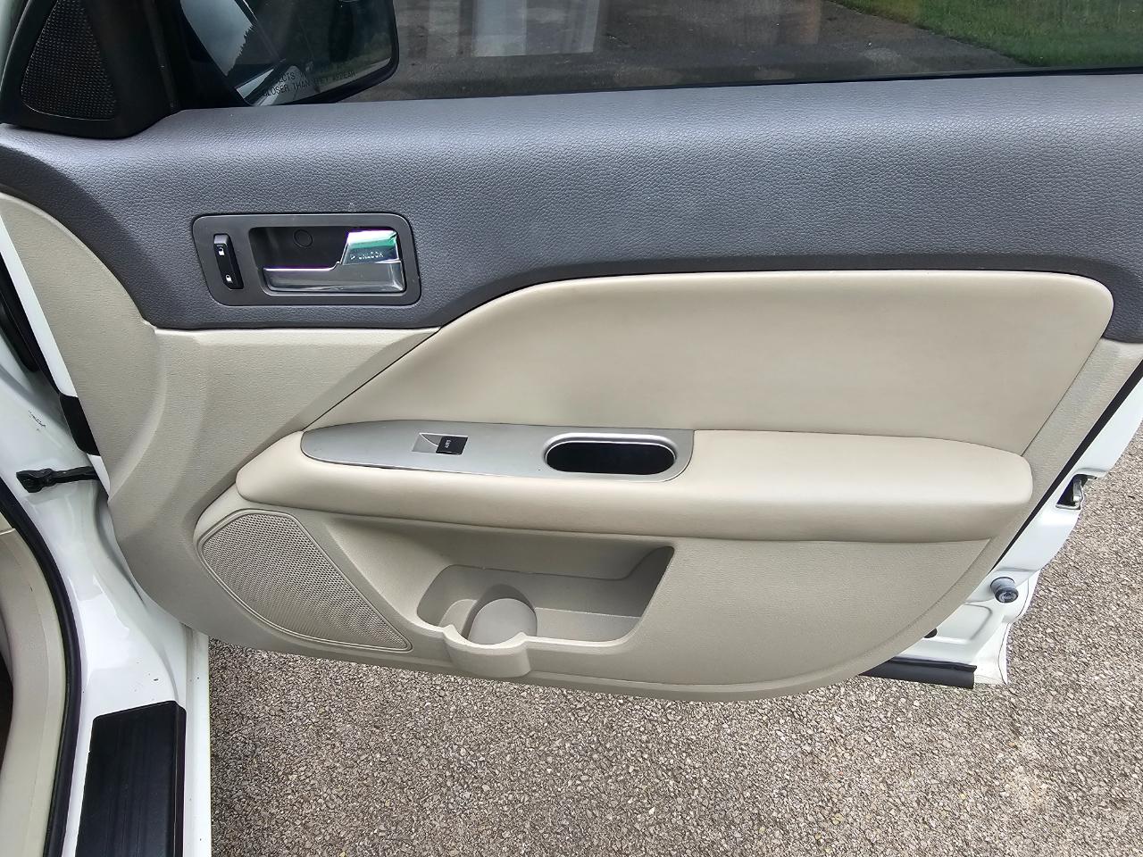 Ford Fusion 4dr Sdn SEL FWD 2012