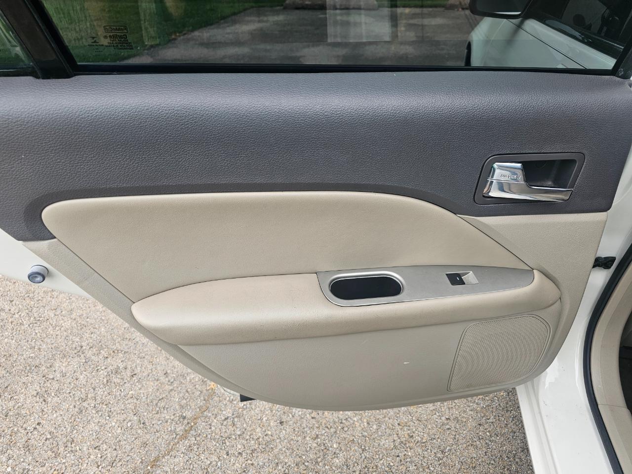 Ford Fusion 4dr Sdn SEL FWD 2012