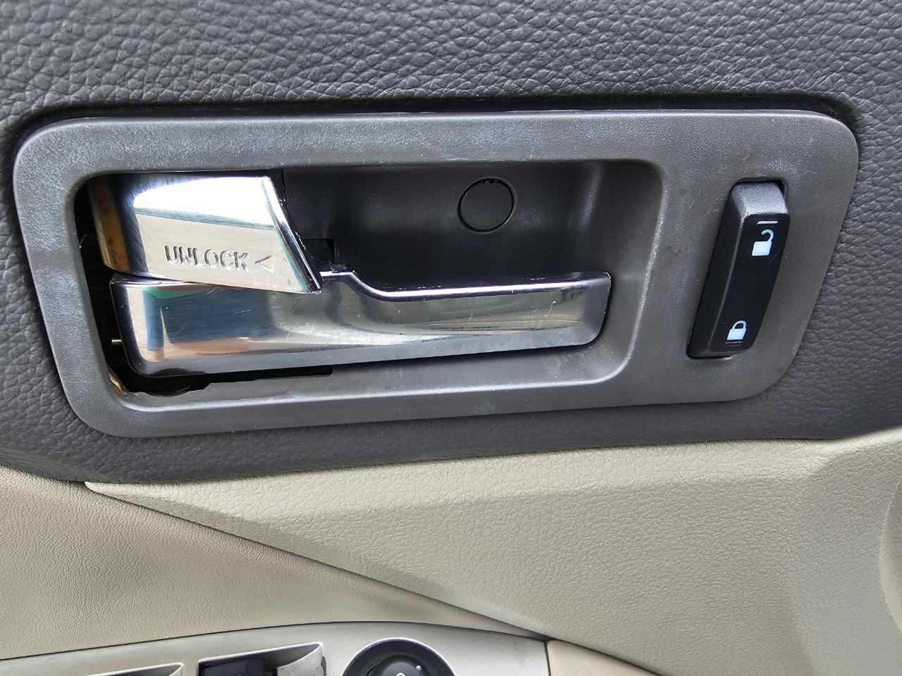 Ford Fusion 4dr Sdn SEL FWD 2012
