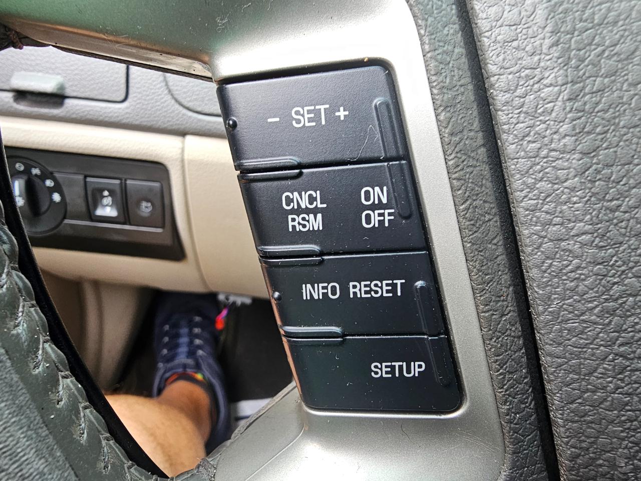 Ford Fusion 4dr Sdn SEL FWD 2012