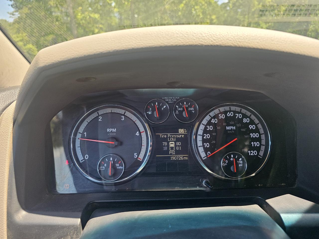 RAM 2500 4WD Crew Cab 149" ST 2011