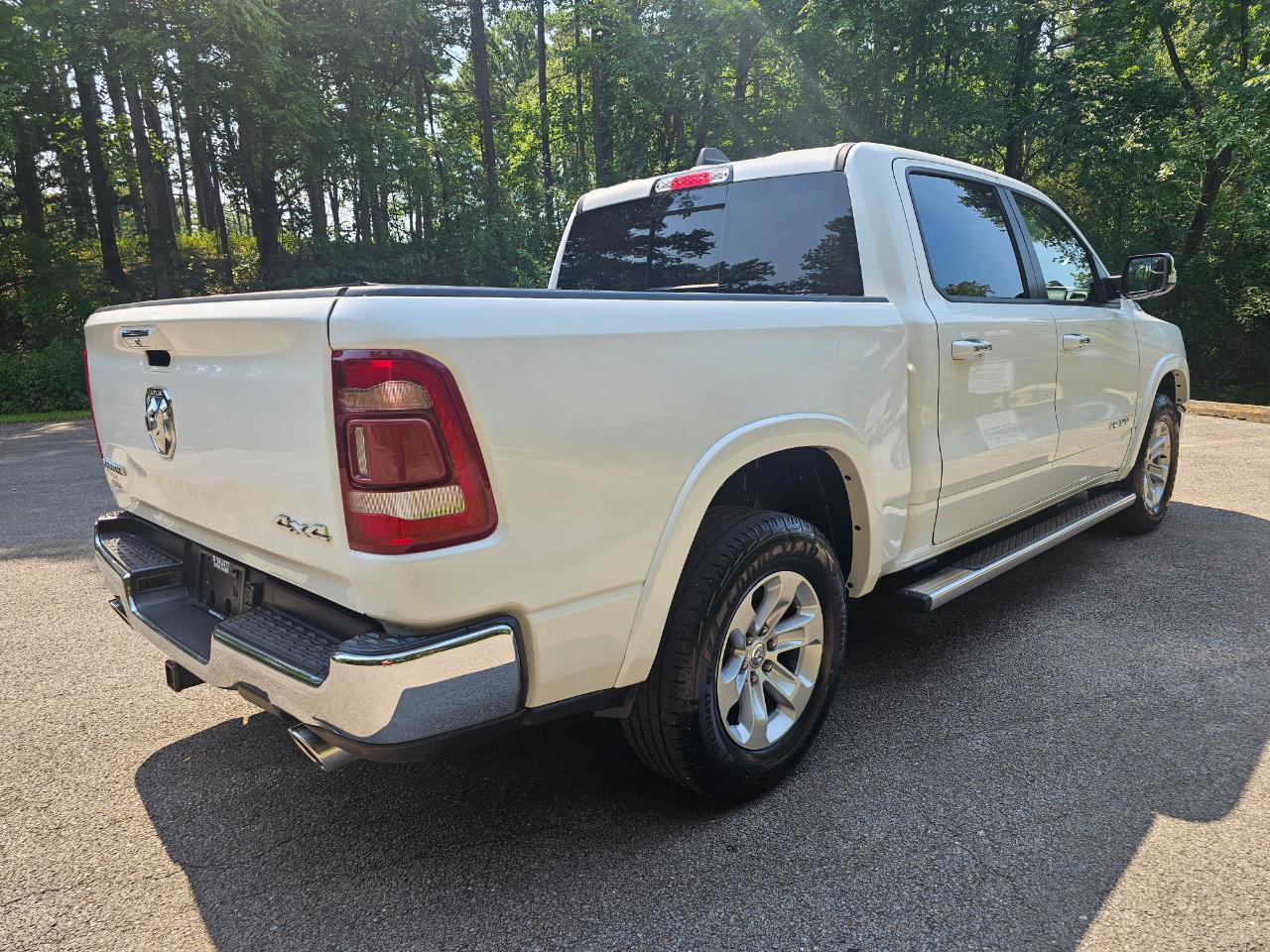 RAM 1500 Laramie 4x4 Crew Cab 5'7" Box 2019