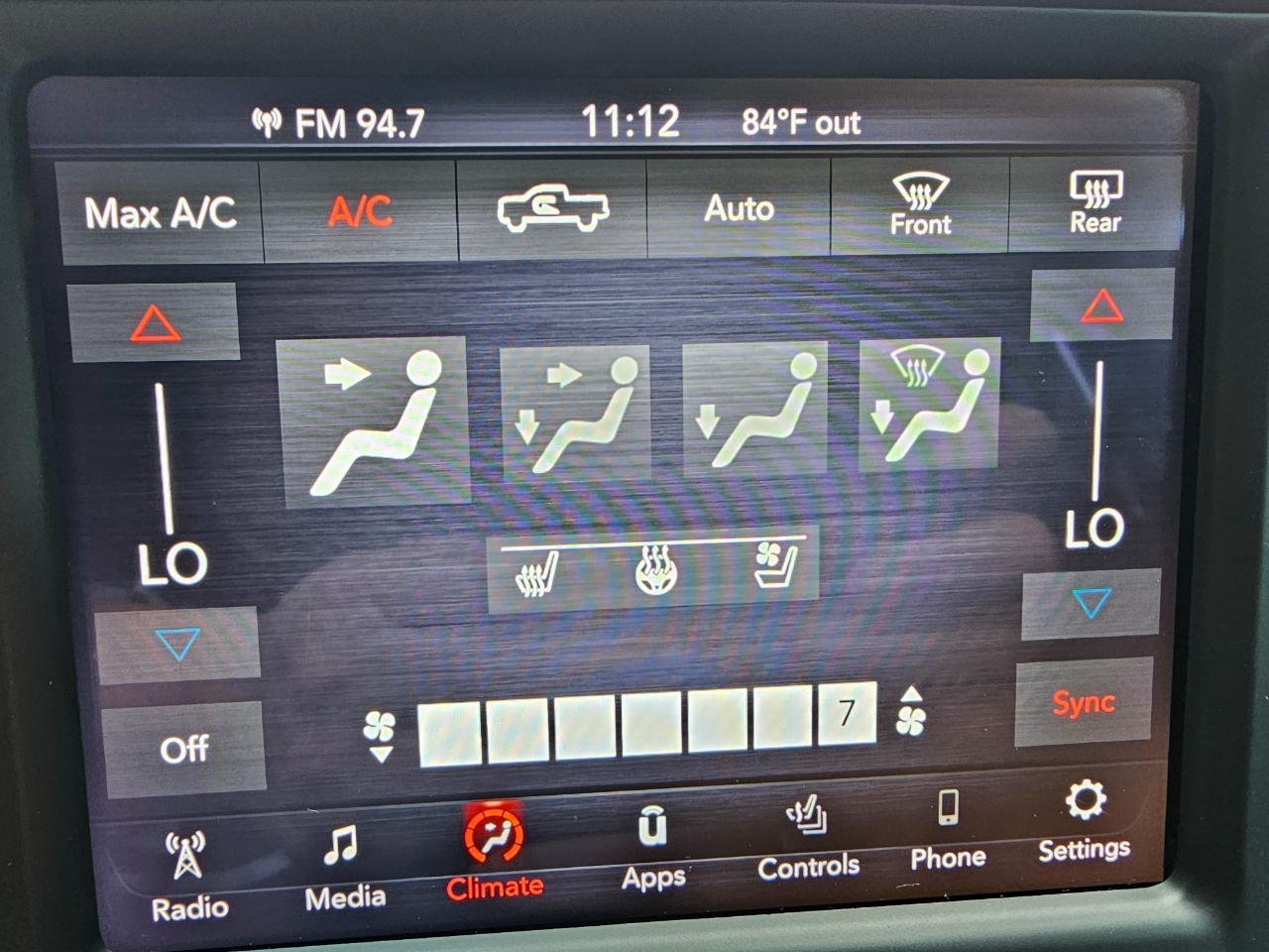 RAM 1500 Laramie 4x4 Crew Cab 5'7" Box 2019