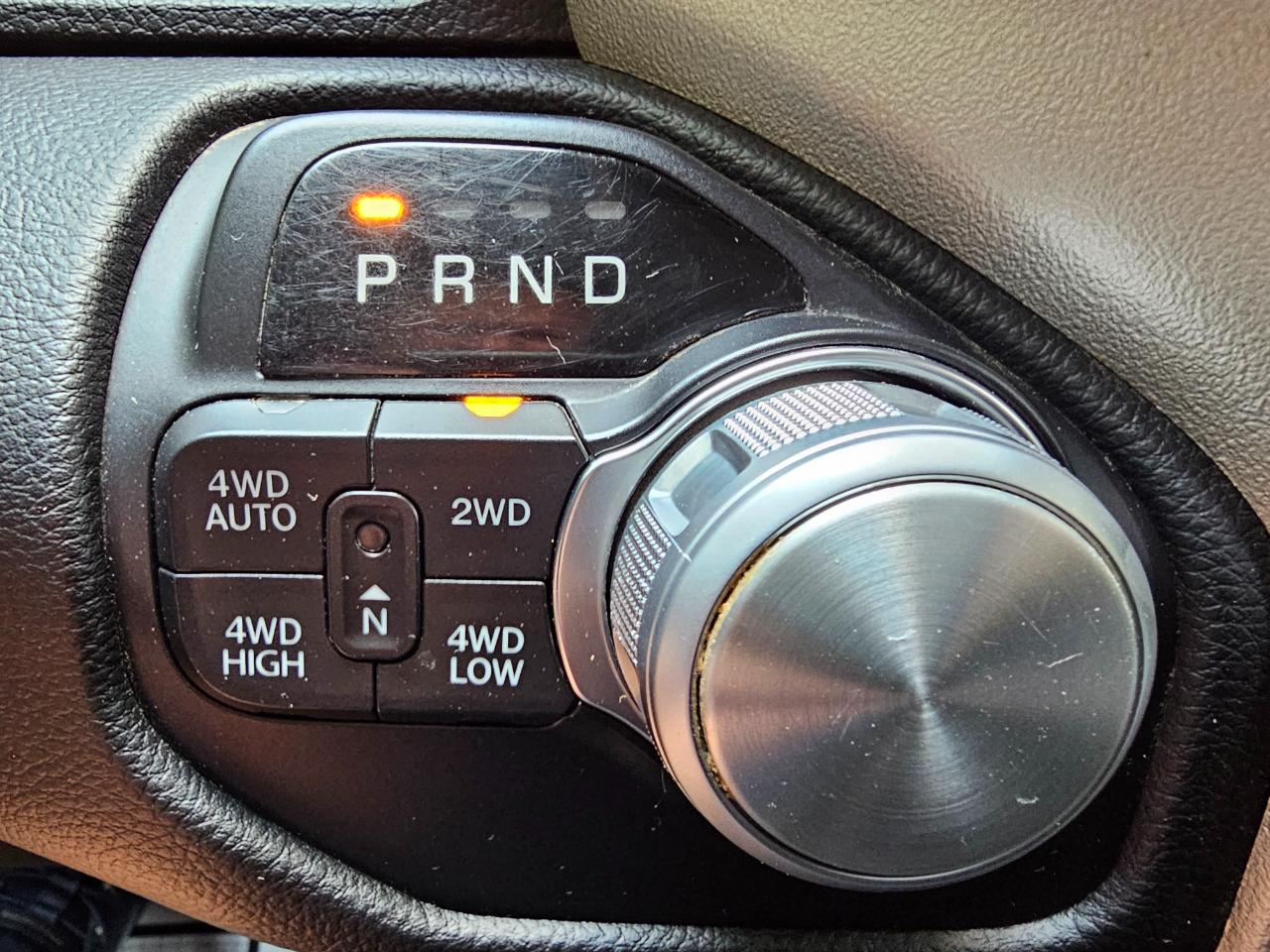 RAM 1500 Laramie 4x4 Crew Cab 5'7" Box 2019