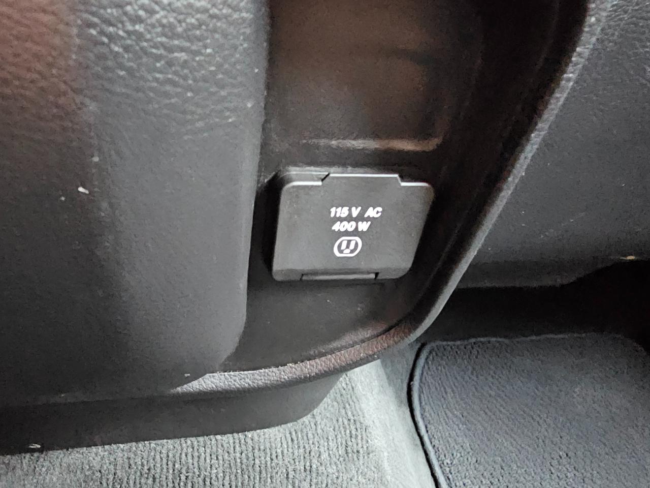 RAM 1500 Laramie 4x4 Crew Cab 5'7" Box 2019