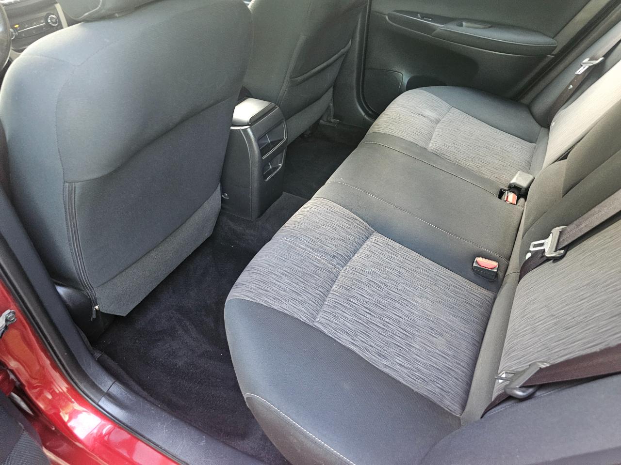 Nissan Sentra 4dr Sdn I4 CVT FE+ S 2015