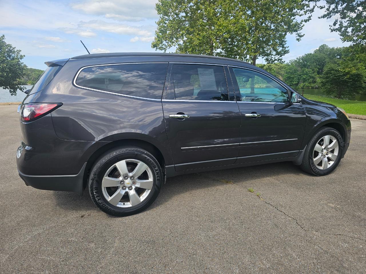 Chevrolet Traverse FWD 4dr LTZ 2013