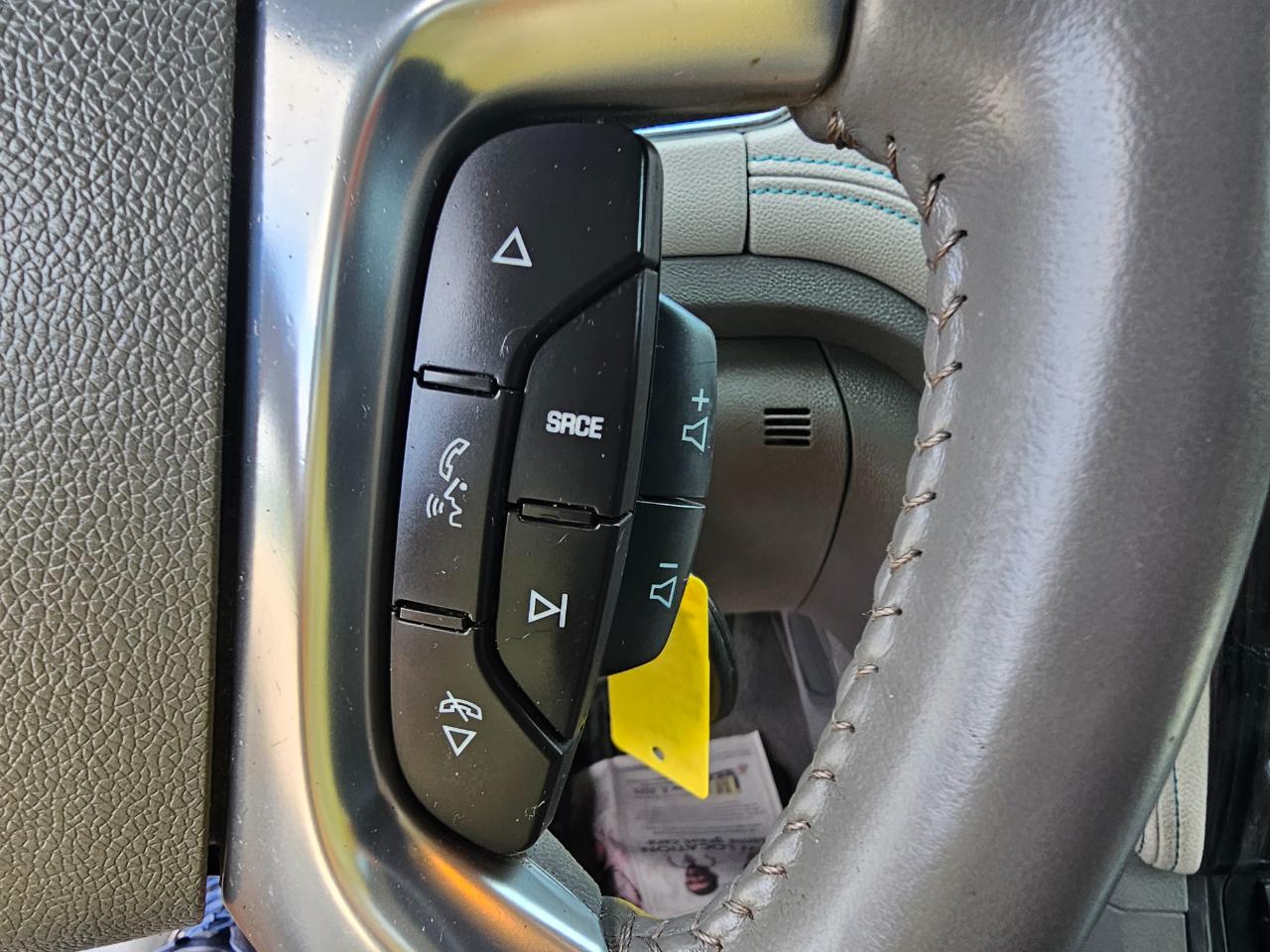 Chevrolet Traverse FWD 4dr LTZ 2013