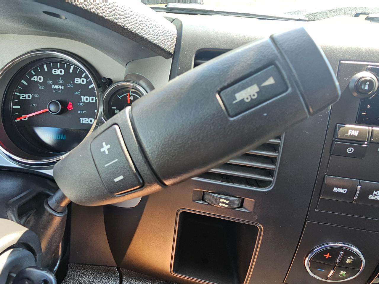Chevrolet Silverado 1500 2WD Crew Cab 143.5" LT 2013