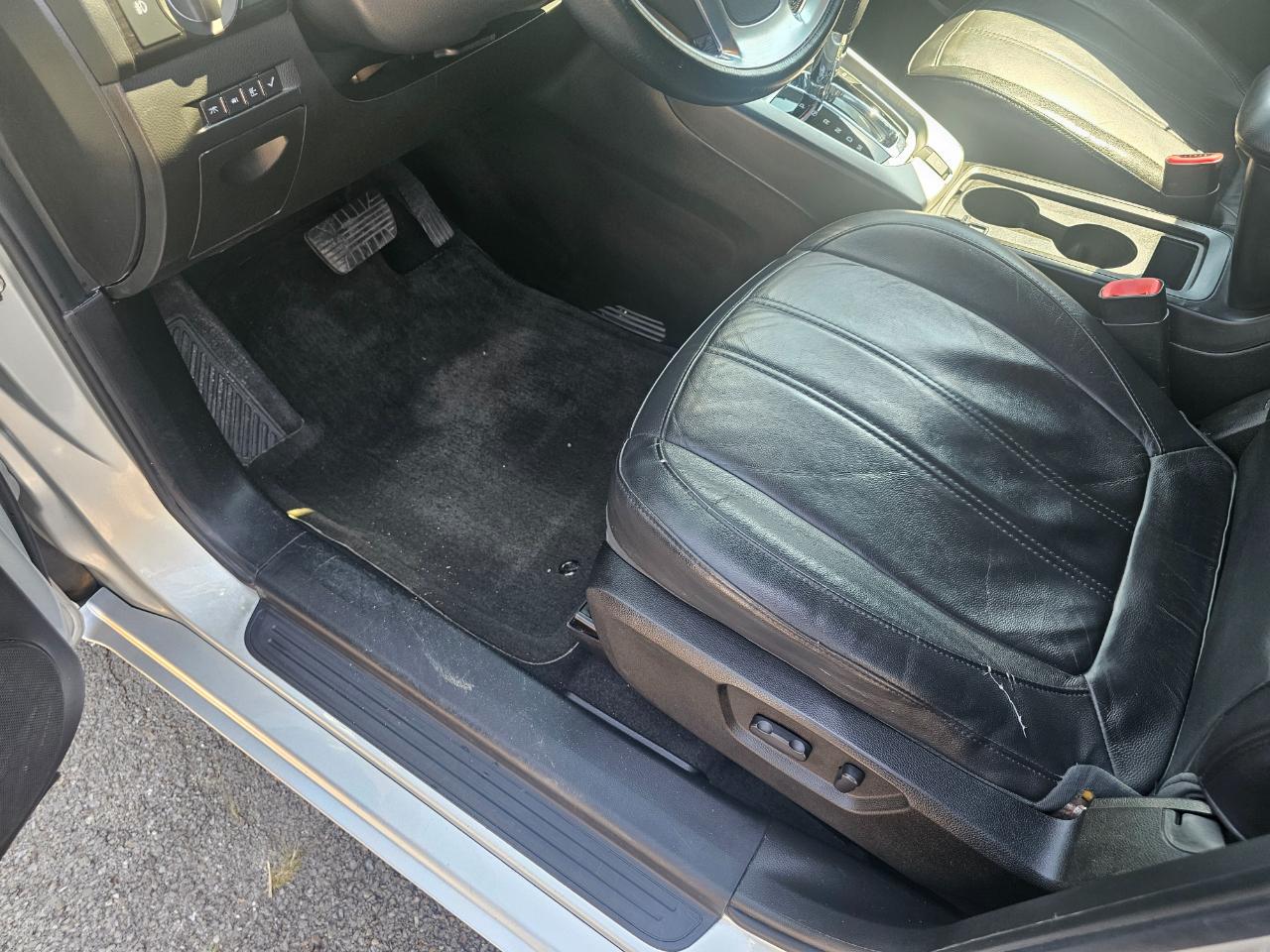 Chevrolet Captiva Sport Fleet FWD 4dr LT 2015