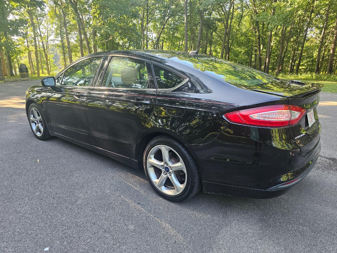 Ford Fusion 4dr Sdn SE FWD 2016