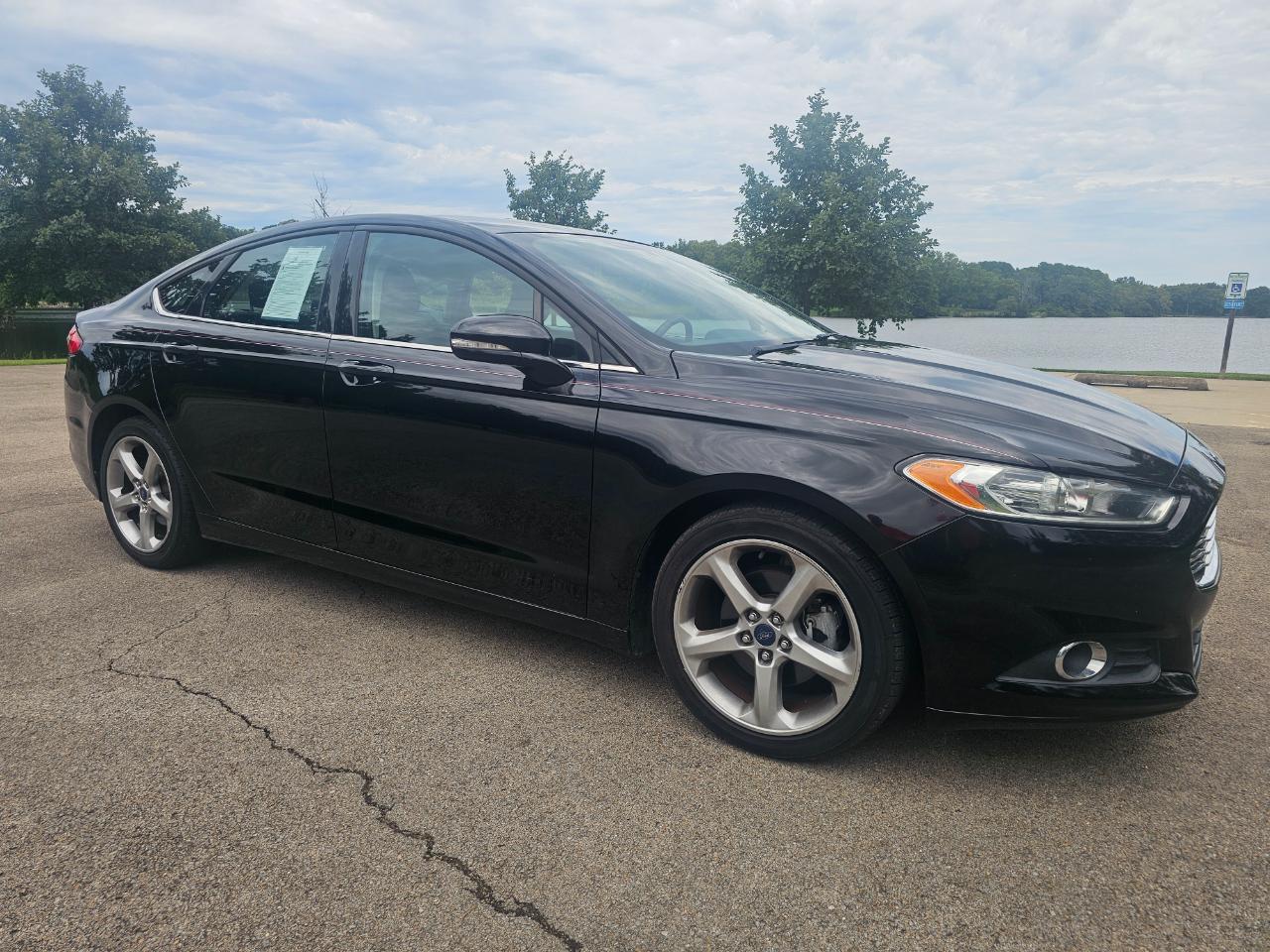 Ford Fusion 4dr Sdn SE FWD 2016