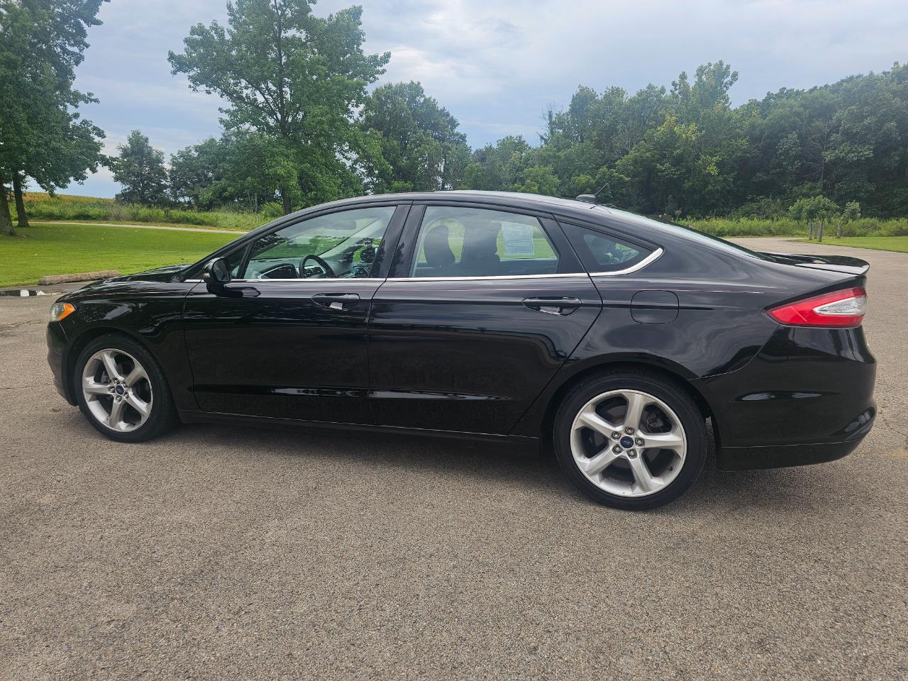 Ford Fusion 4dr Sdn SE FWD 2016