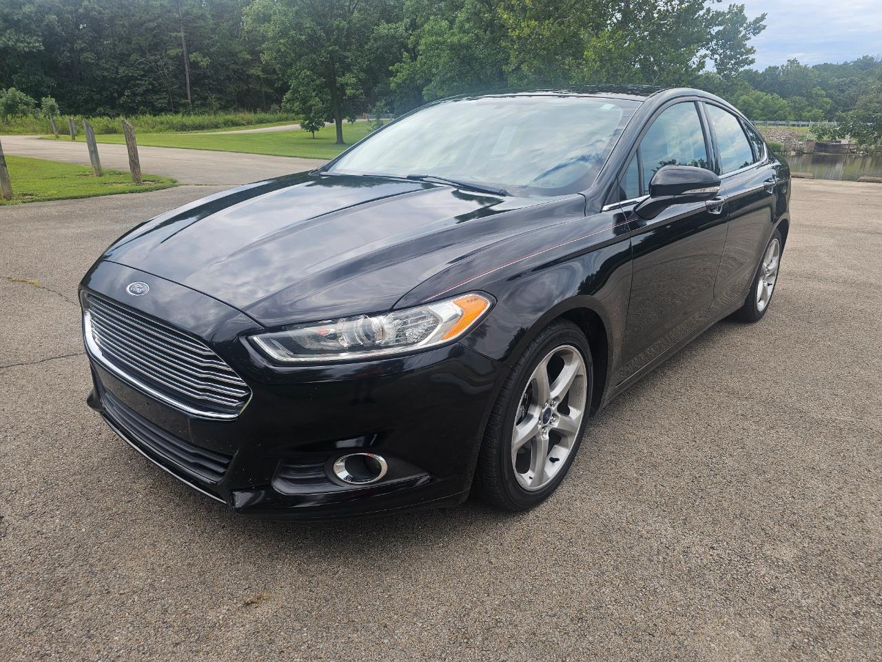 Ford Fusion 4dr Sdn SE FWD 2016