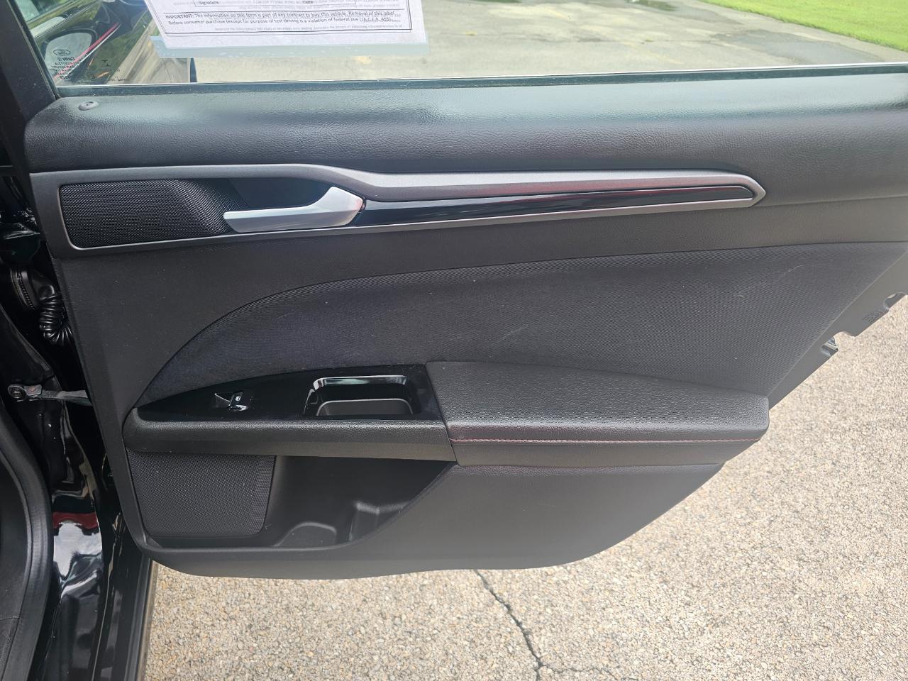 Ford Fusion 4dr Sdn SE FWD 2016
