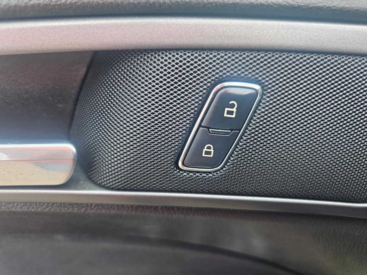 Ford Fusion 4dr Sdn SE FWD 2016