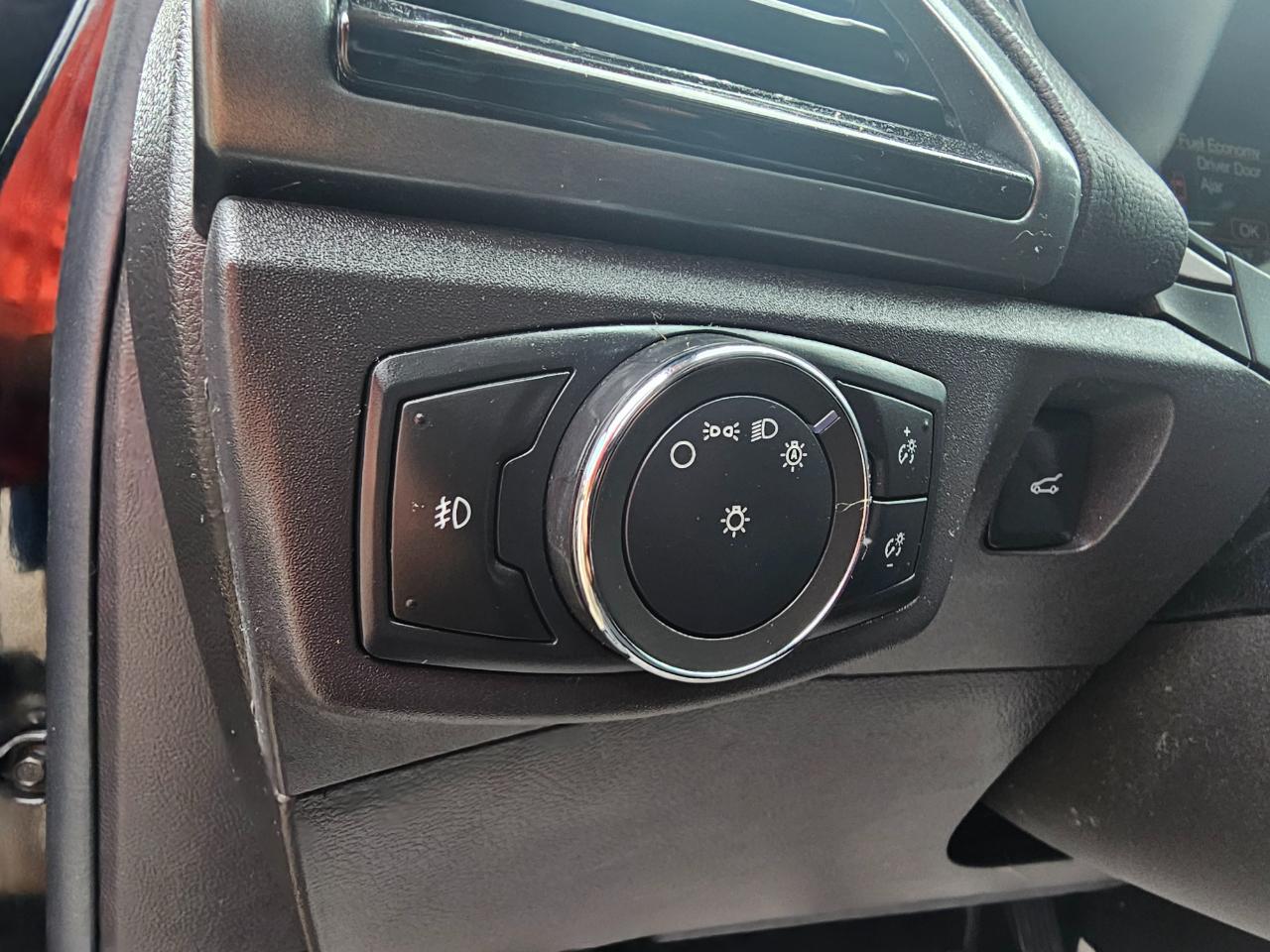 Ford Fusion 4dr Sdn SE FWD 2016