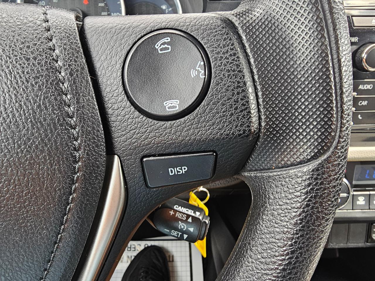 Toyota Corolla 4dr Sdn CVT LE Premium (Natl) 2015