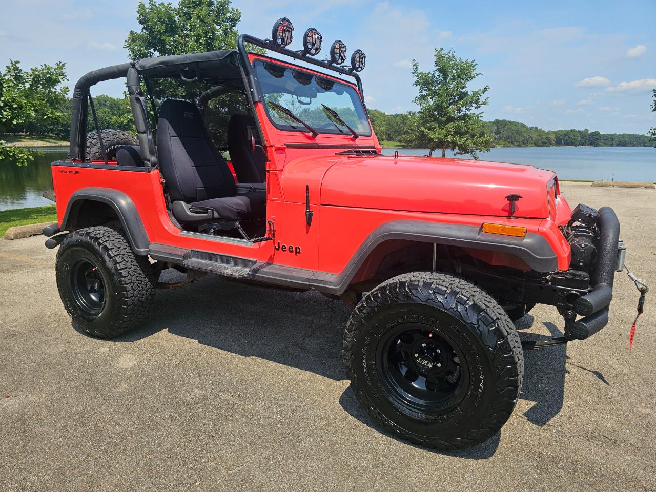 Jeep Wrangler 2dr SE 1995