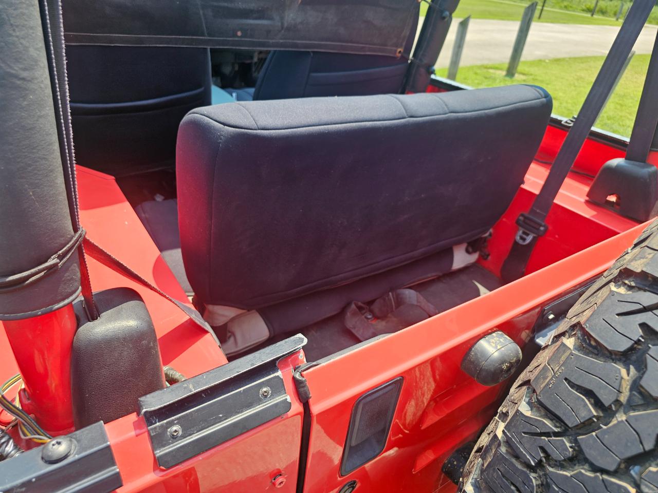 Jeep Wrangler 2dr SE 1995