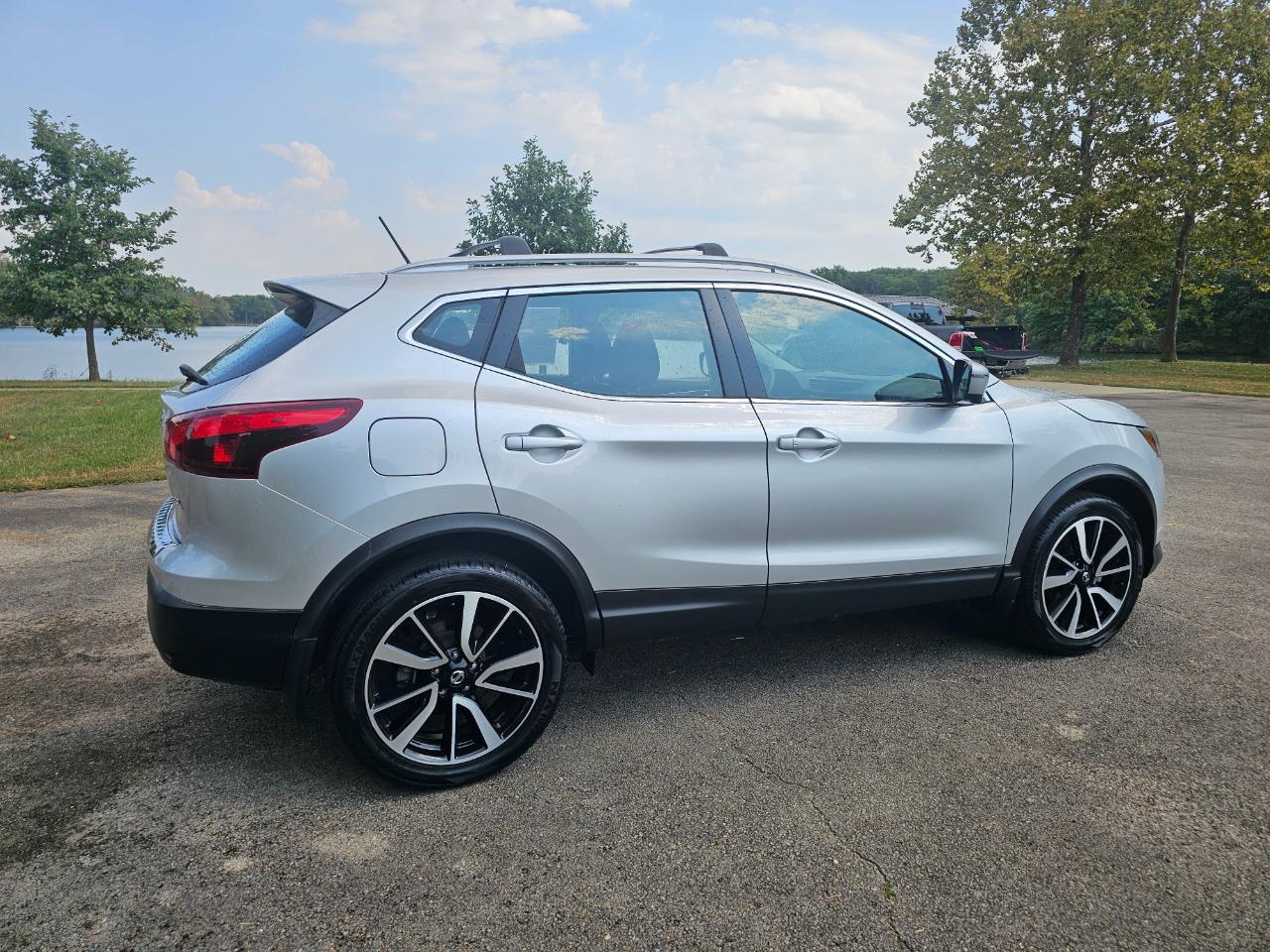 Nissan Rogue Sport FWD SL 2017