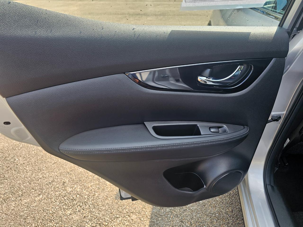 Nissan Rogue Sport FWD SL 2017