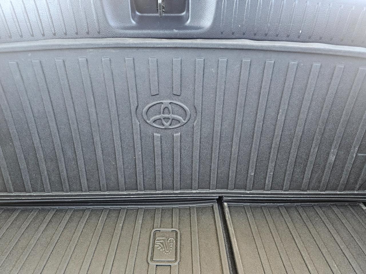 Toyota Highlander Limited V6 AWD (Natl) 2018