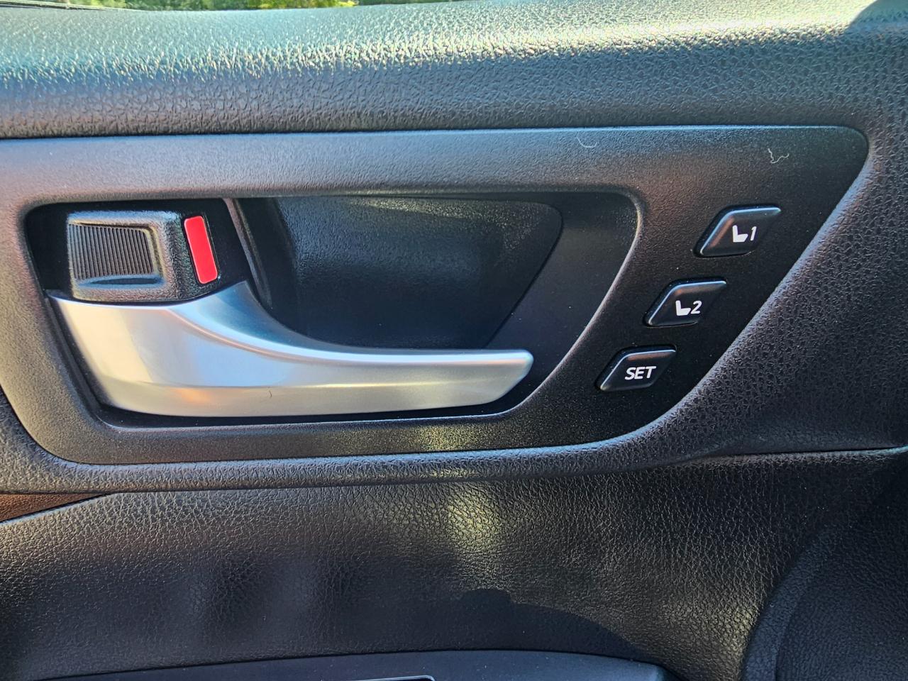 Toyota Highlander Limited V6 AWD (Natl) 2018