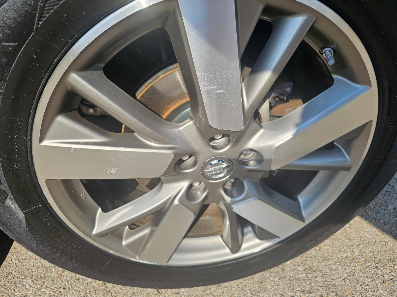 Nissan Pathfinder 2WD 4dr Platinum 2014