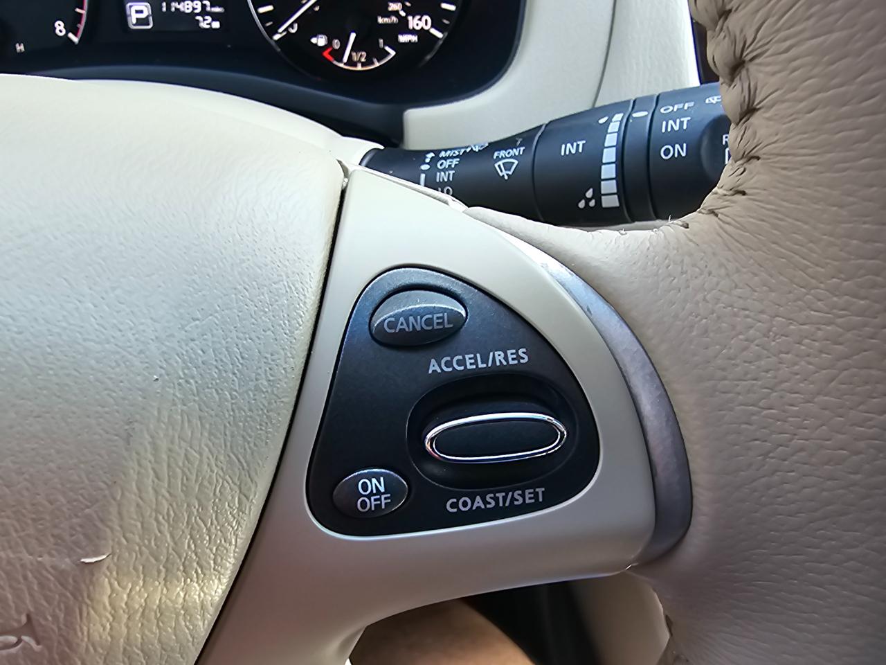 Nissan Pathfinder 2WD 4dr Platinum 2014