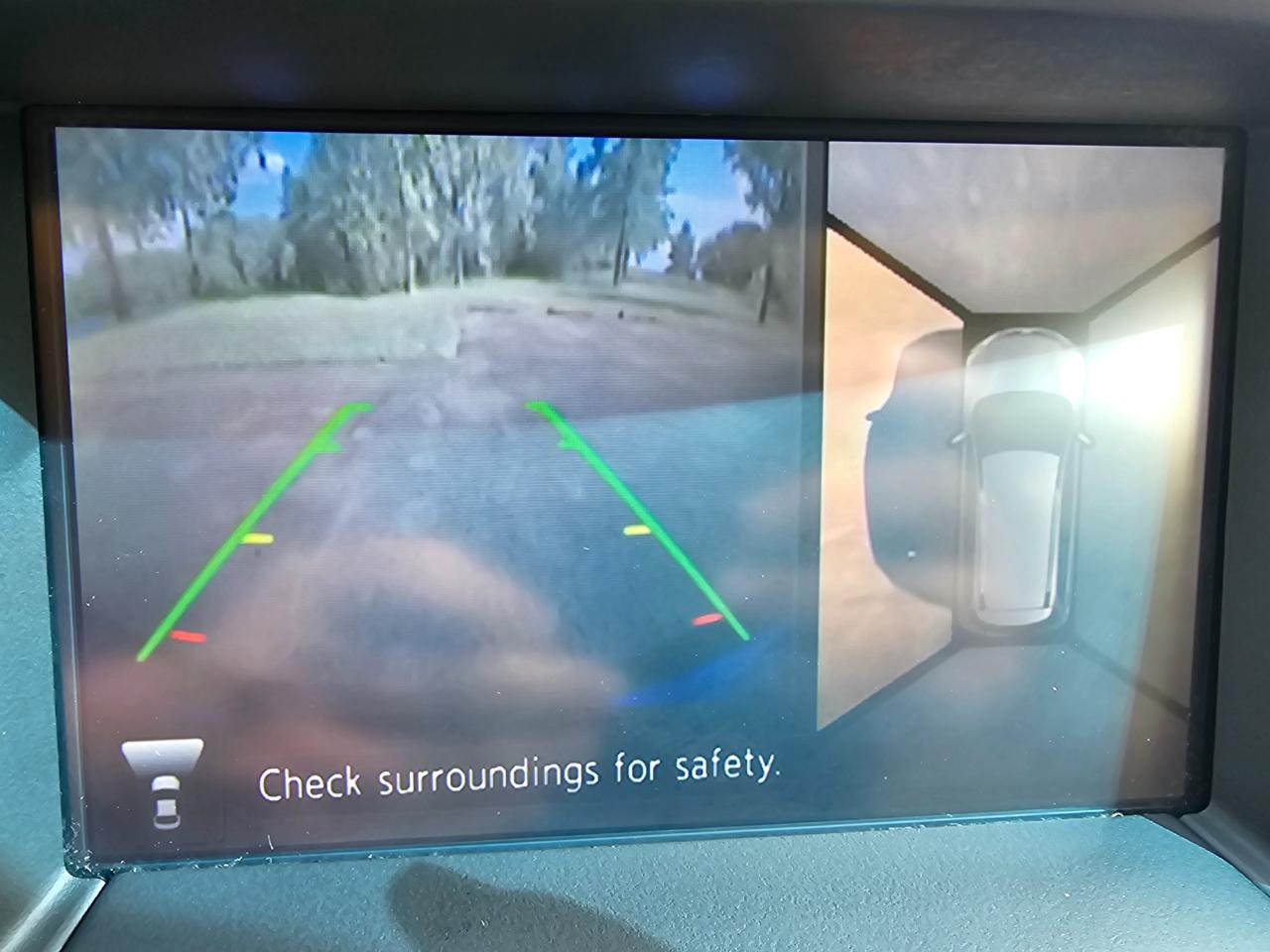 Nissan Pathfinder 2WD 4dr Platinum 2014