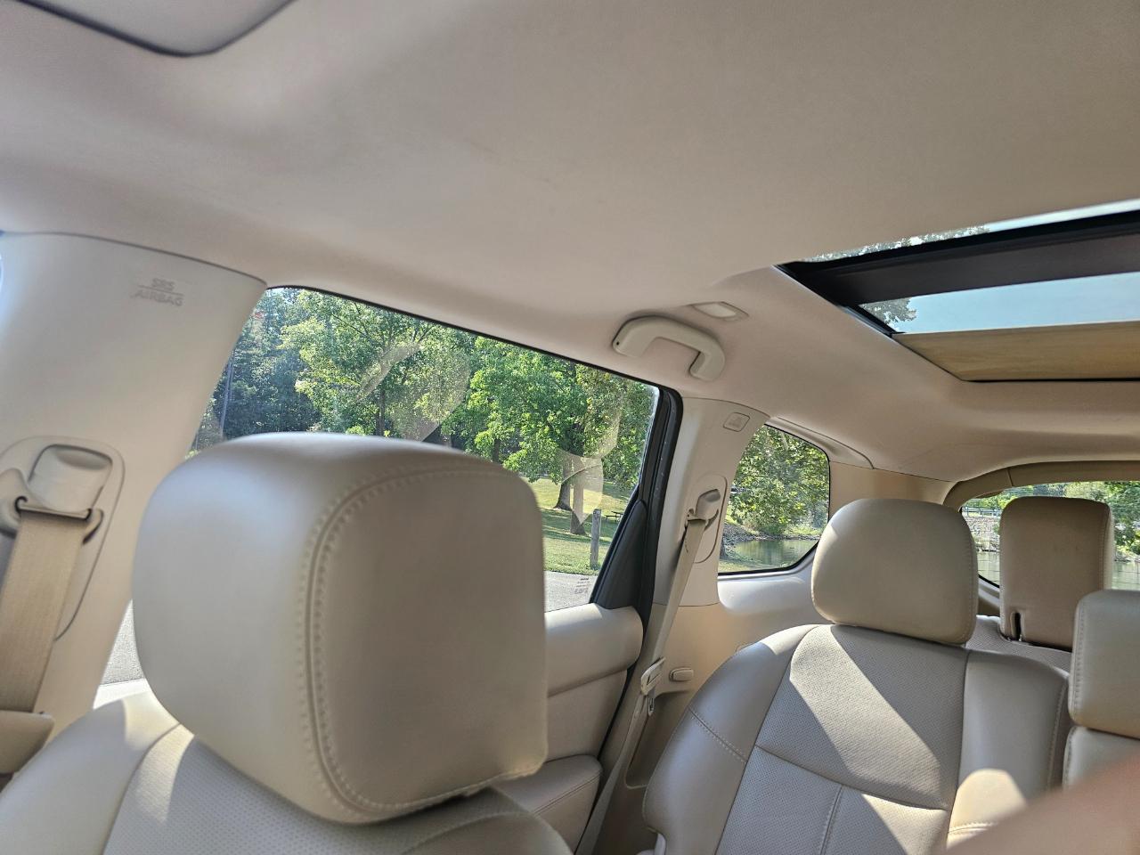 Nissan Pathfinder 2WD 4dr Platinum 2014