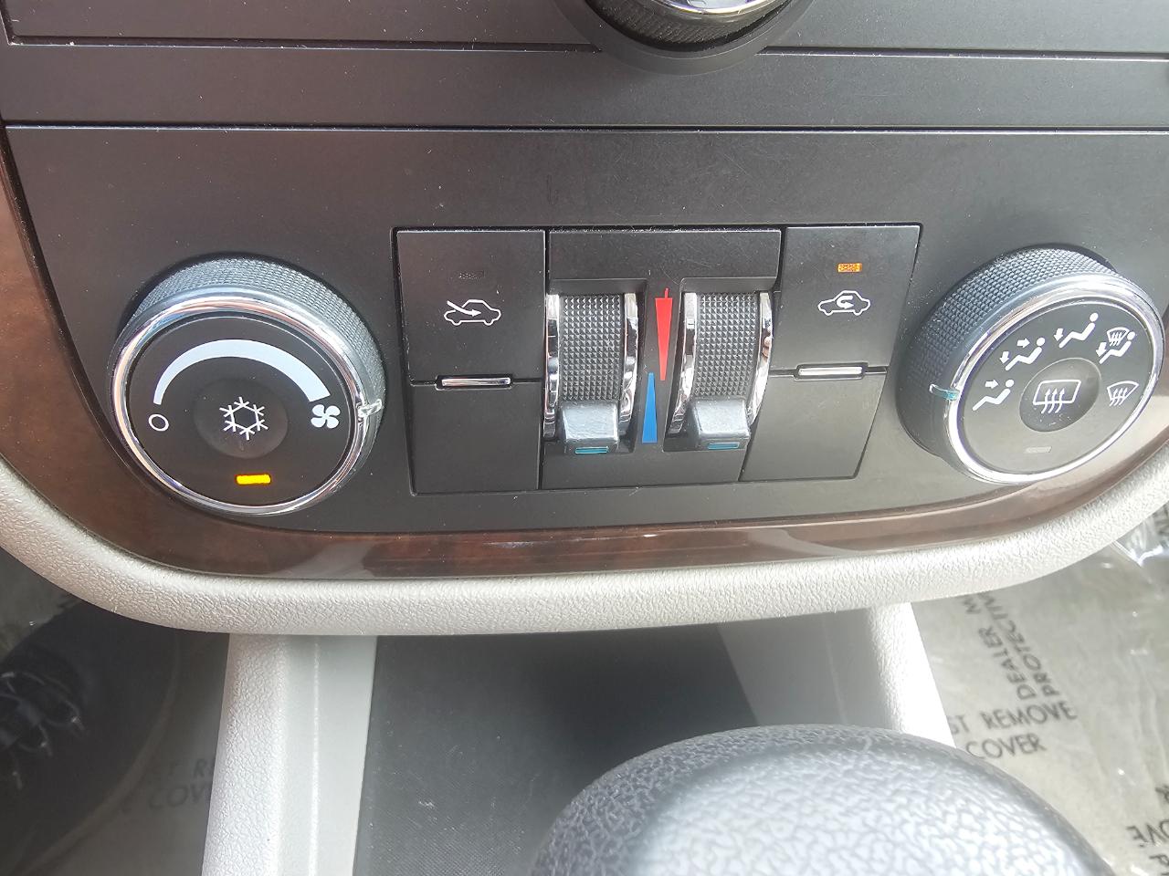 Chevrolet Impala 4dr Sdn LT Fleet 2011