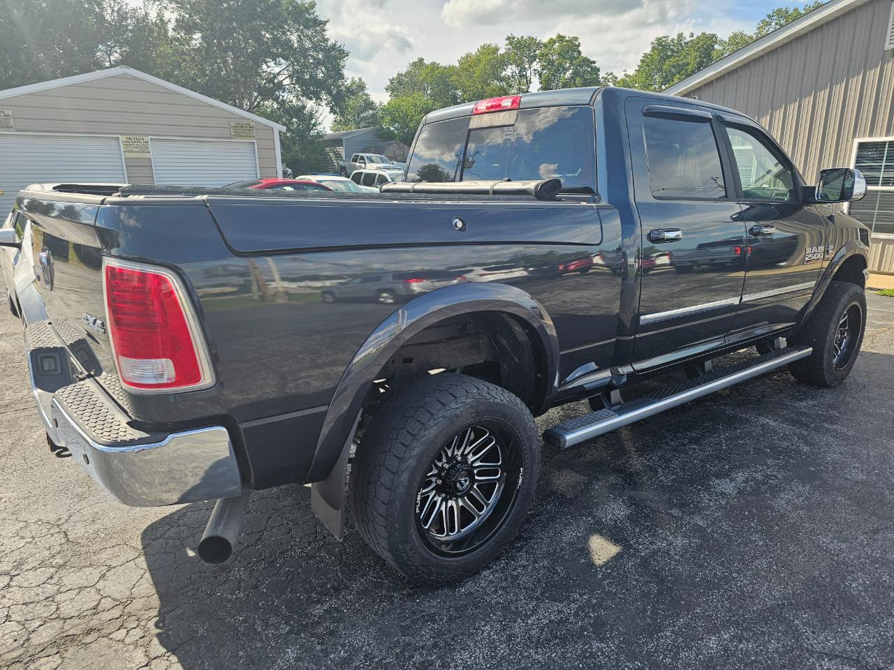 RAM 2500 4WD Crew Cab 149" Longhorn Limited 2015