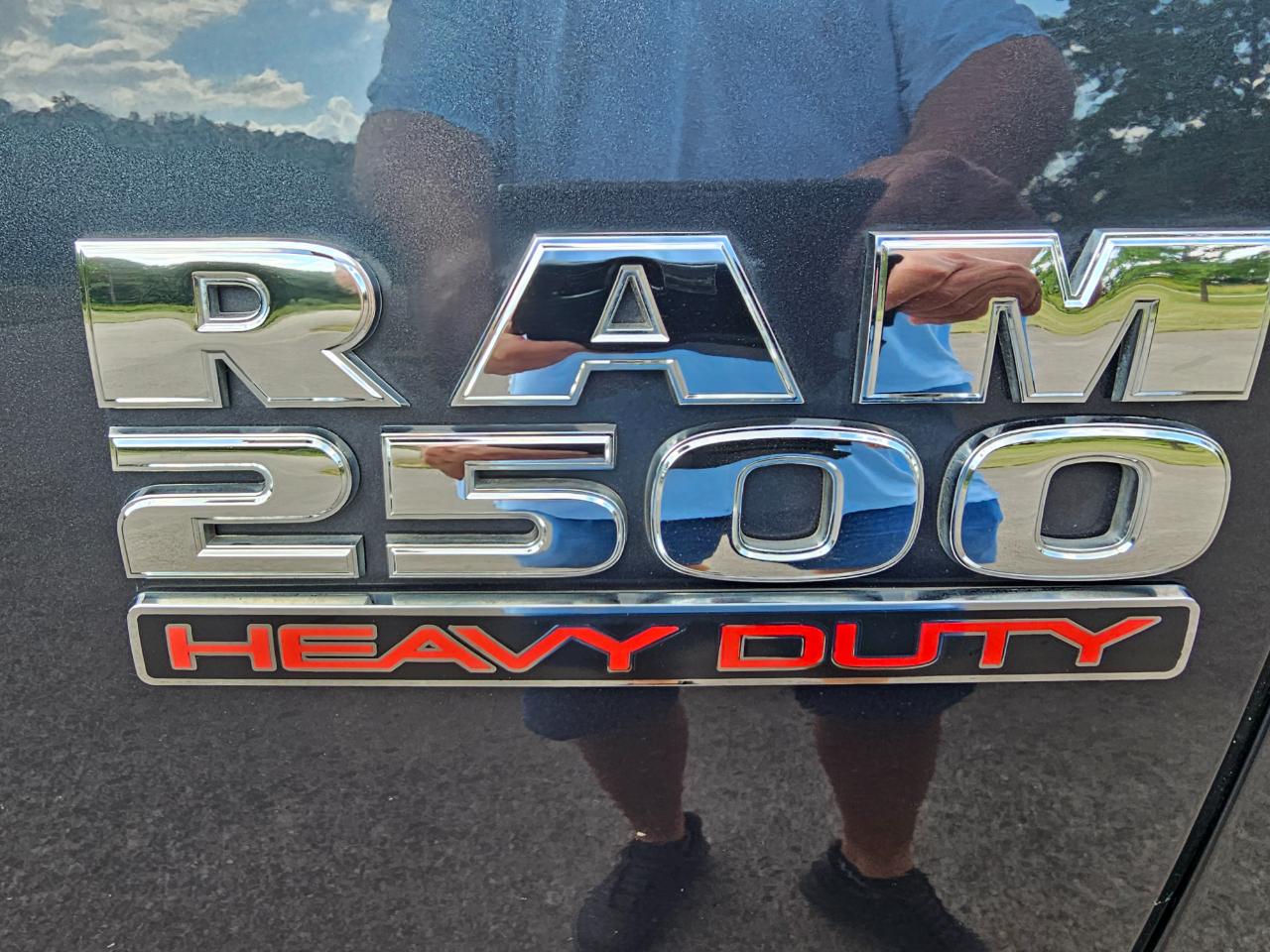 RAM 2500 4WD Crew Cab 149" Longhorn Limited 2015