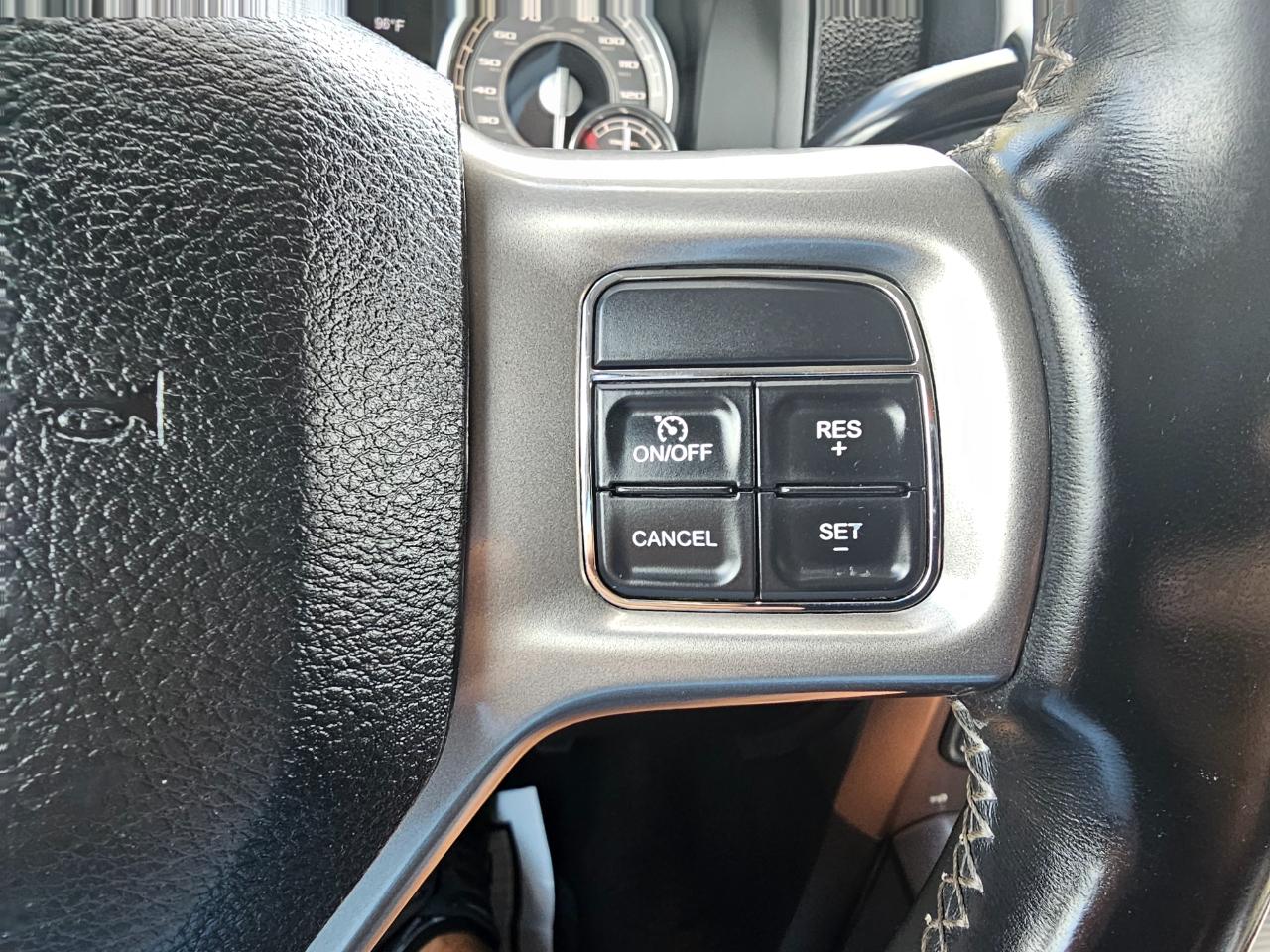 RAM 2500 4WD Crew Cab 149" Longhorn Limited 2015