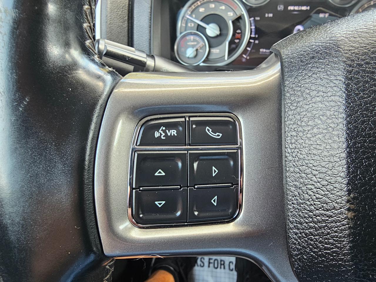 RAM 2500 4WD Crew Cab 149" Longhorn Limited 2015