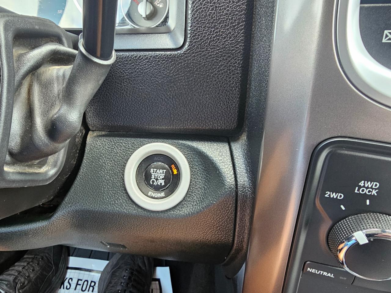 RAM 2500 4WD Crew Cab 149" Longhorn Limited 2015