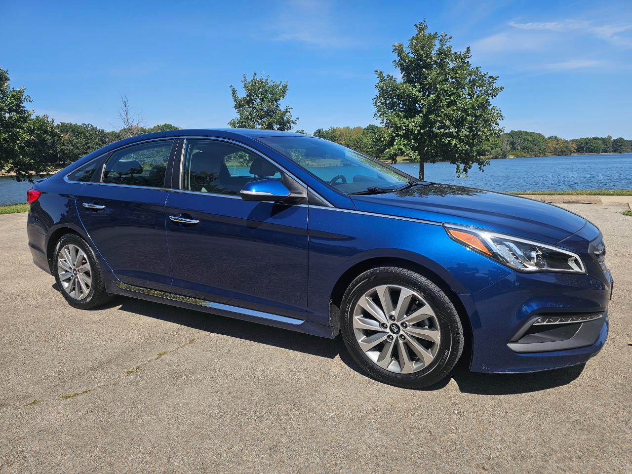 Hyundai Sonata 4dr Sdn 2.4L Sport 2016
