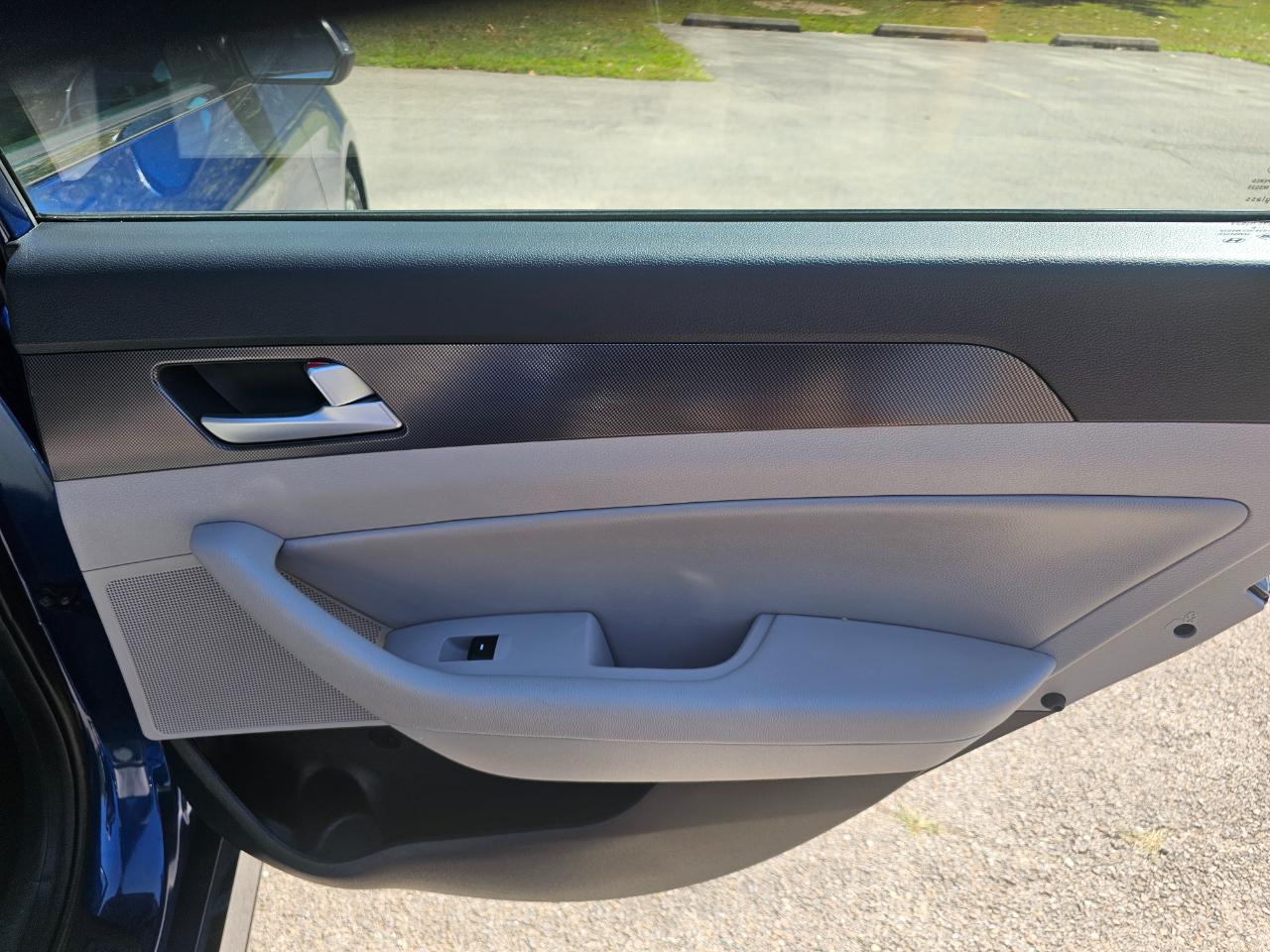 Hyundai Sonata 4dr Sdn 2.4L Sport 2016
