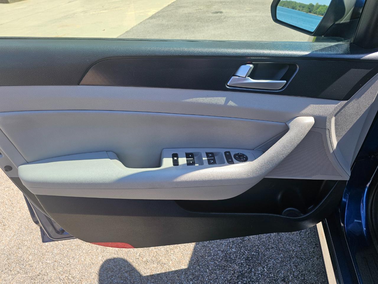 Hyundai Sonata 4dr Sdn 2.4L Sport 2016