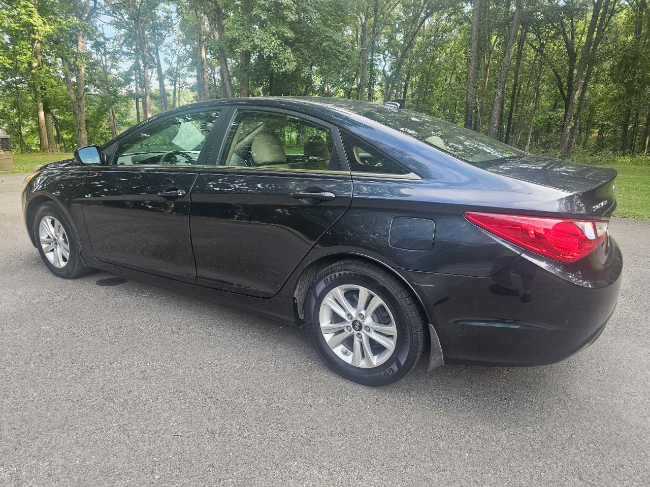Hyundai Sonata 4dr Sdn 2.4L Auto GLS 2013