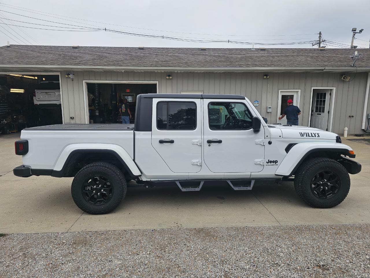 Jeep Gladiator Willys 4x4 2023