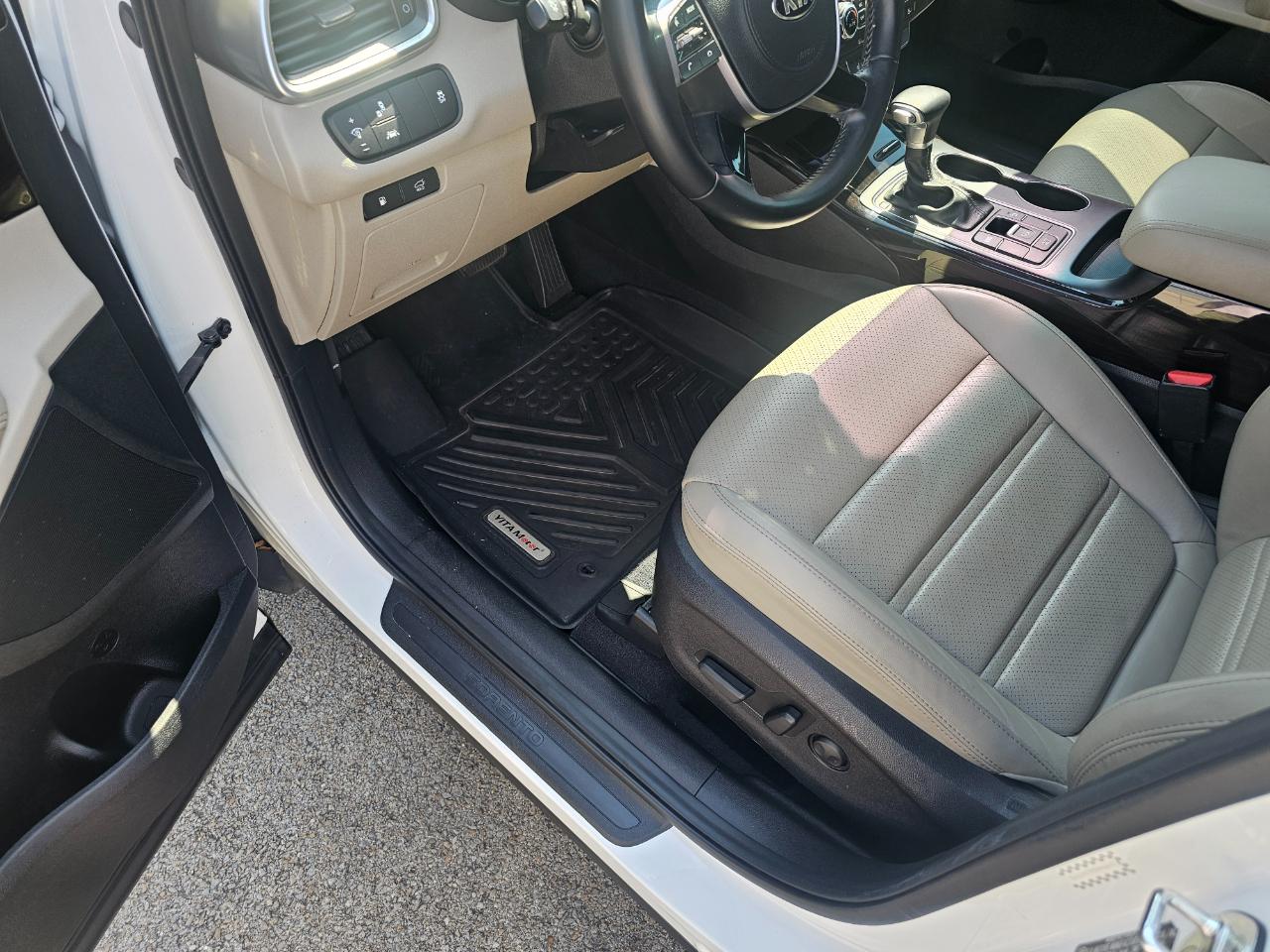Kia Sorento EX V6 FWD 2020